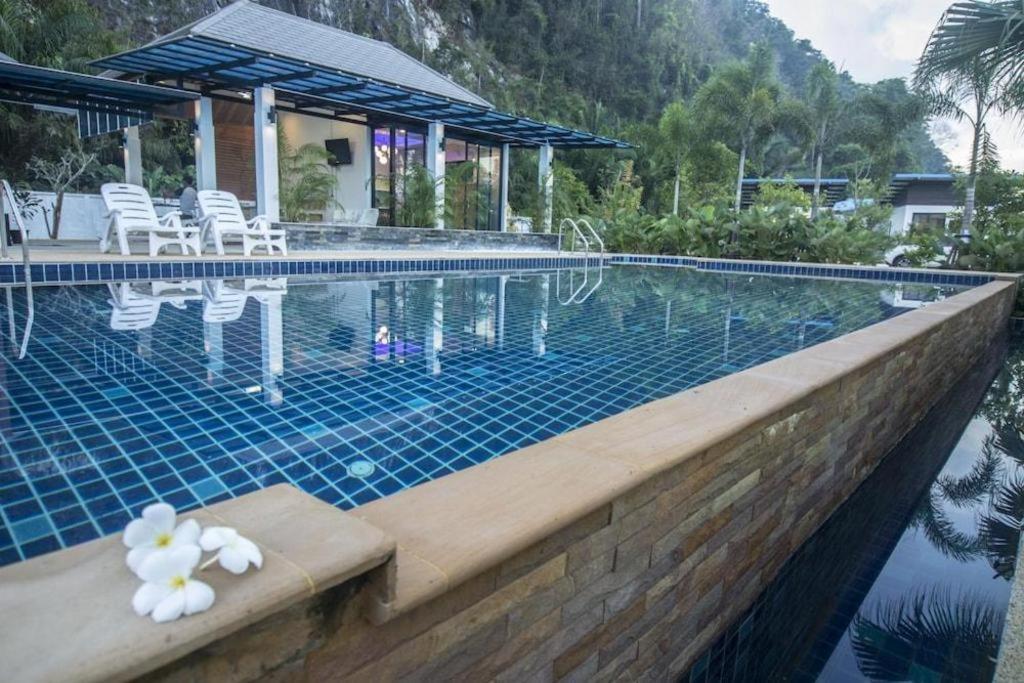 Phuphayot Resort ترانغ المظهر الخارجي الصورة