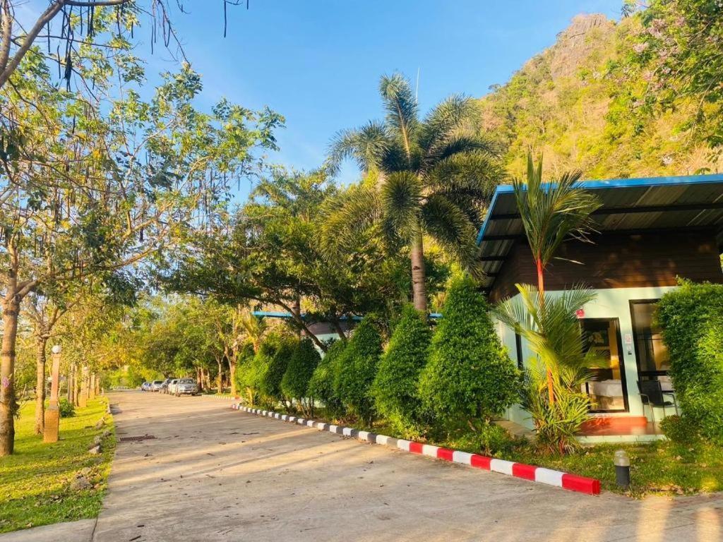 Phuphayot Resort ترانغ المظهر الخارجي الصورة