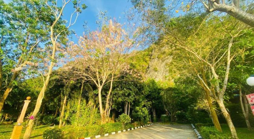 Phuphayot Resort ترانغ المظهر الخارجي الصورة